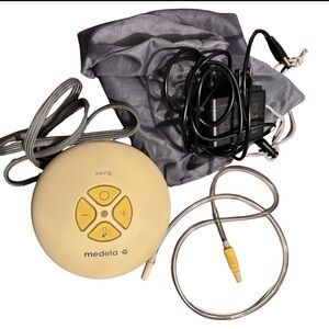Medela Swing Single Electric Breast Pump Like New Condition